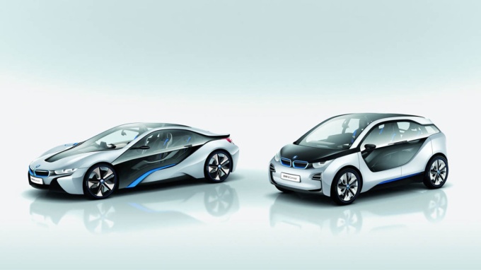 BMW-i3-all-electric-and-i8-plug-in-hybrid-cars-1.jpg